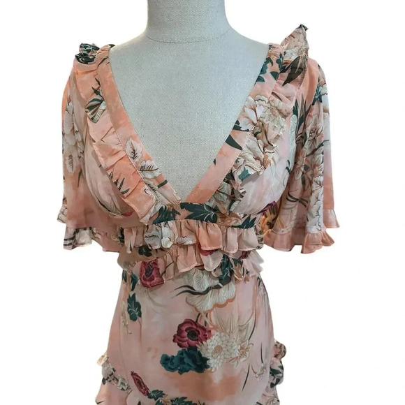 Saint + Secrets Short Sleeve V-Neck Floral Print Mini Dress Size Small - Picture 2 of 6